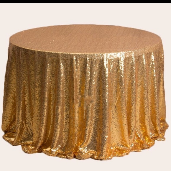 Gold sequin tablecloth - Picture 4 of 5